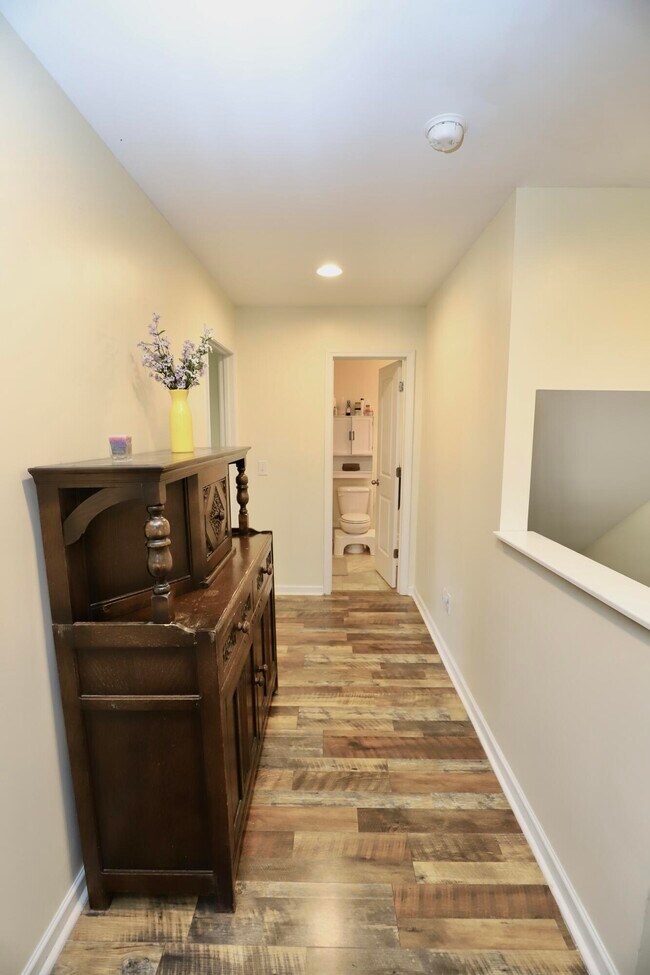 Building Photo - 71 Carina Ln