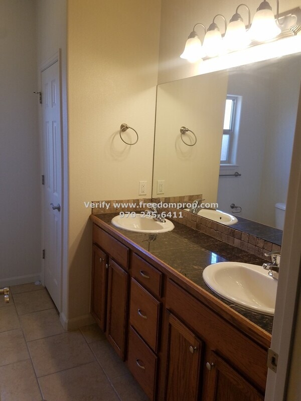 Building Photo - 1187 Cherrywood Ave