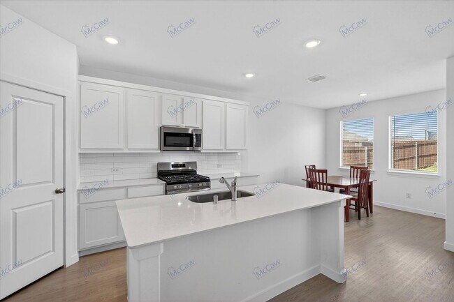 Building Photo - 1306 Eclipse Ln