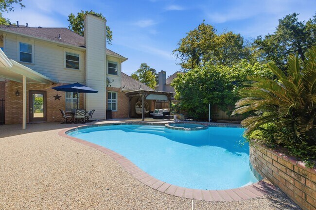 Building Photo - 26 E Sterling Pond Cir