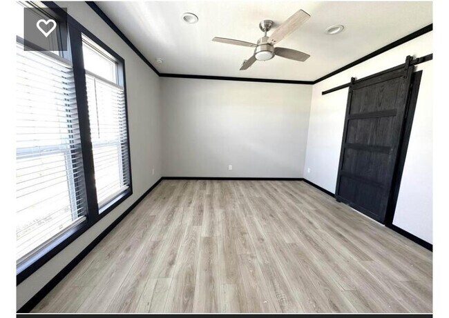 Building Photo - 1093 Anna Ln