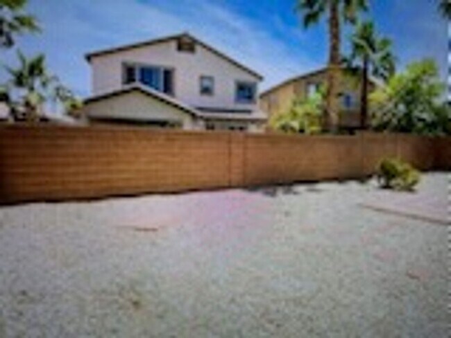 Building Photo - 11421 Drappo Ave