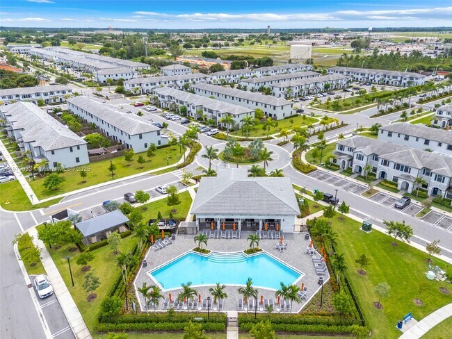 Building Photo - 28716 SW 134th Ct