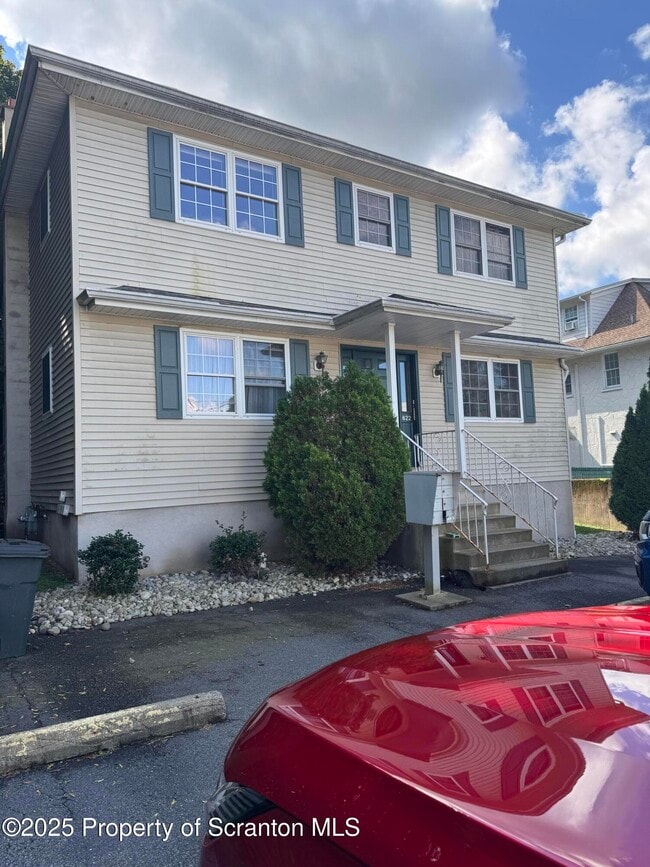 Building Photo - 622 Terrace St