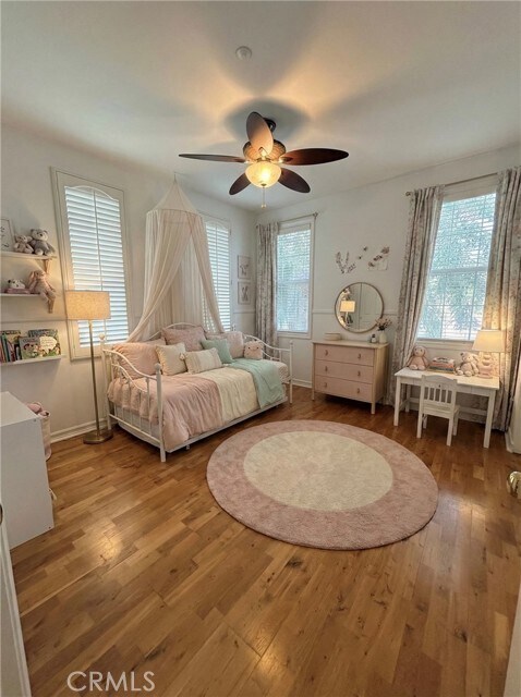 Building Photo - 3 New Dawn