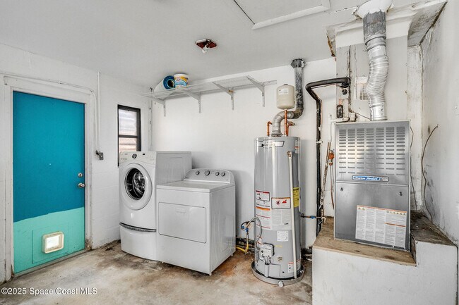 Building Photo - 155 Melbourne Ave