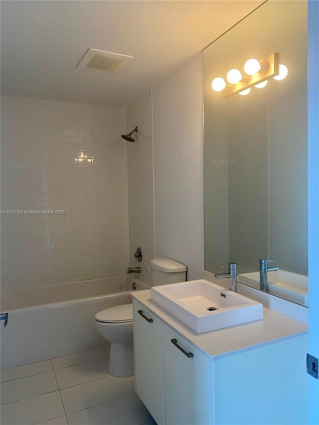 Building Photo - 151 SE 1st St