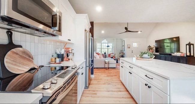 Building Photo - "Charming 3-Bed, 2-Bath Home on Claypool R...