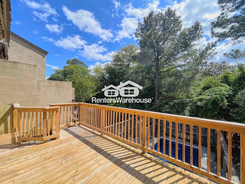 Building Photo - 3961 Aeries Way