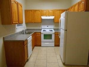 Grantie Counter Tops - 745 N Nicholson Ave