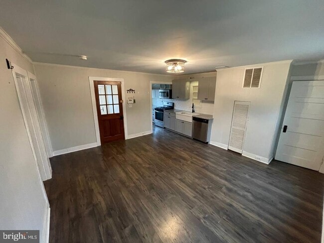 Building Photo - 10608 Schaeffer Ln