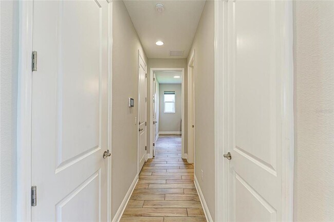 Building Photo - 4745 Antrim Dr