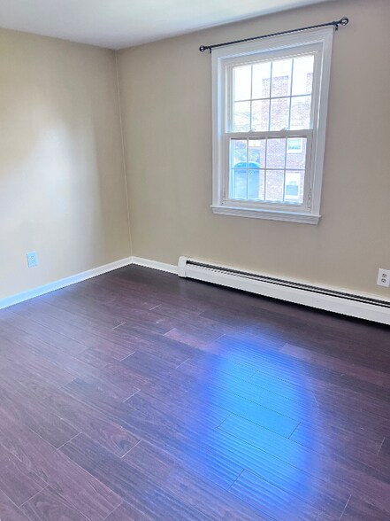 Building Photo - 99 East Broadway