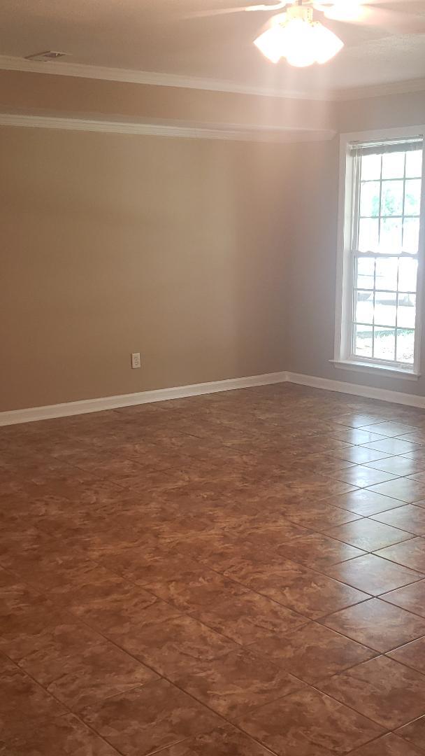 Building Photo - 350 Swindall Cir