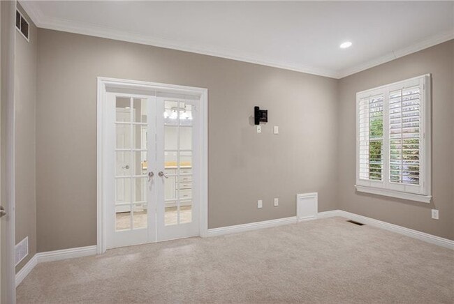 Building Photo - 402 Georgetowne Ct