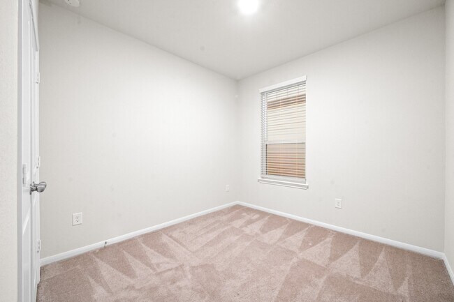 Building Photo - 6315 Kimball Mill Ln