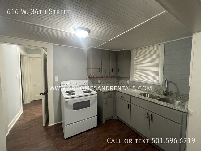 Building Photo - 616 W 36th St