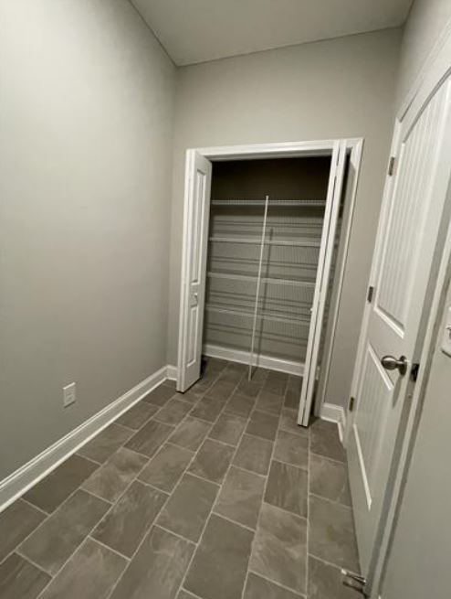 Building Photo - 424 Alcott Cir