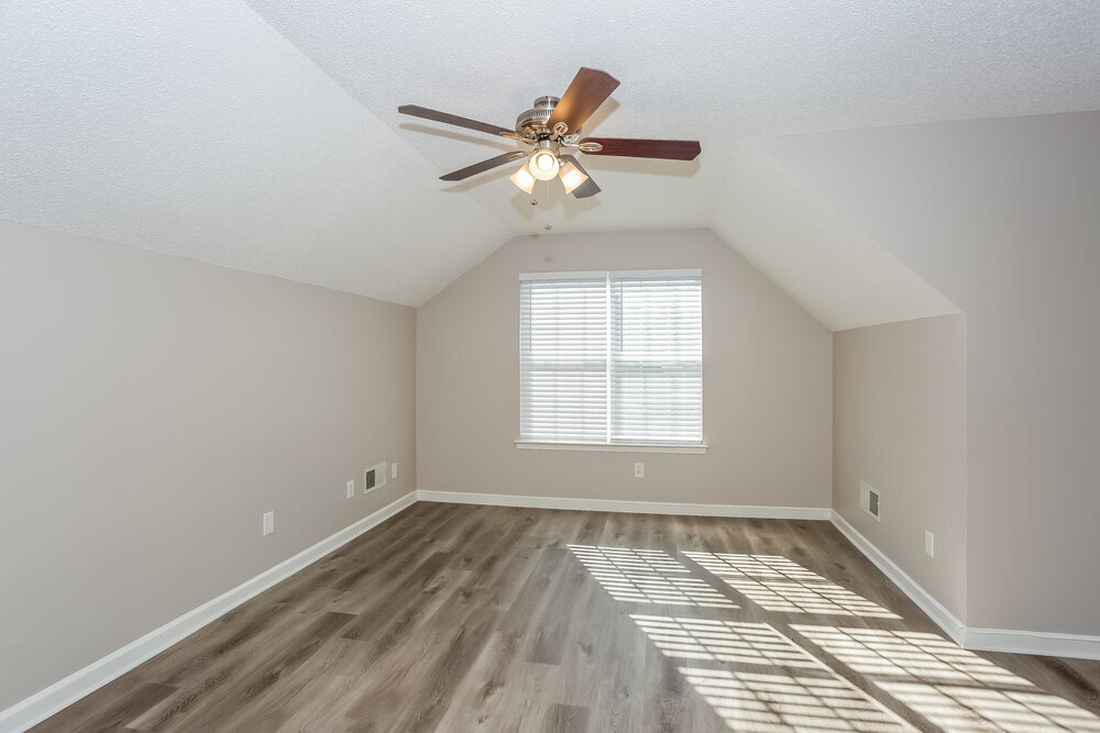 Building Photo - 7425 Saddle Trail Ln