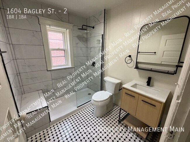 Building Photo - 1604 Bagley St