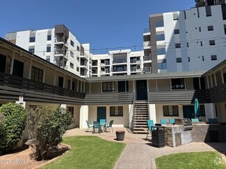 Building Photo - 825 N 2nd Ave