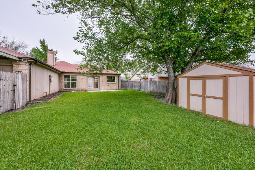 Building Photo - 1607 Heather Glen Ct