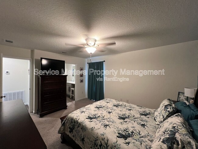 Building Photo - 4335 Jitterbug St