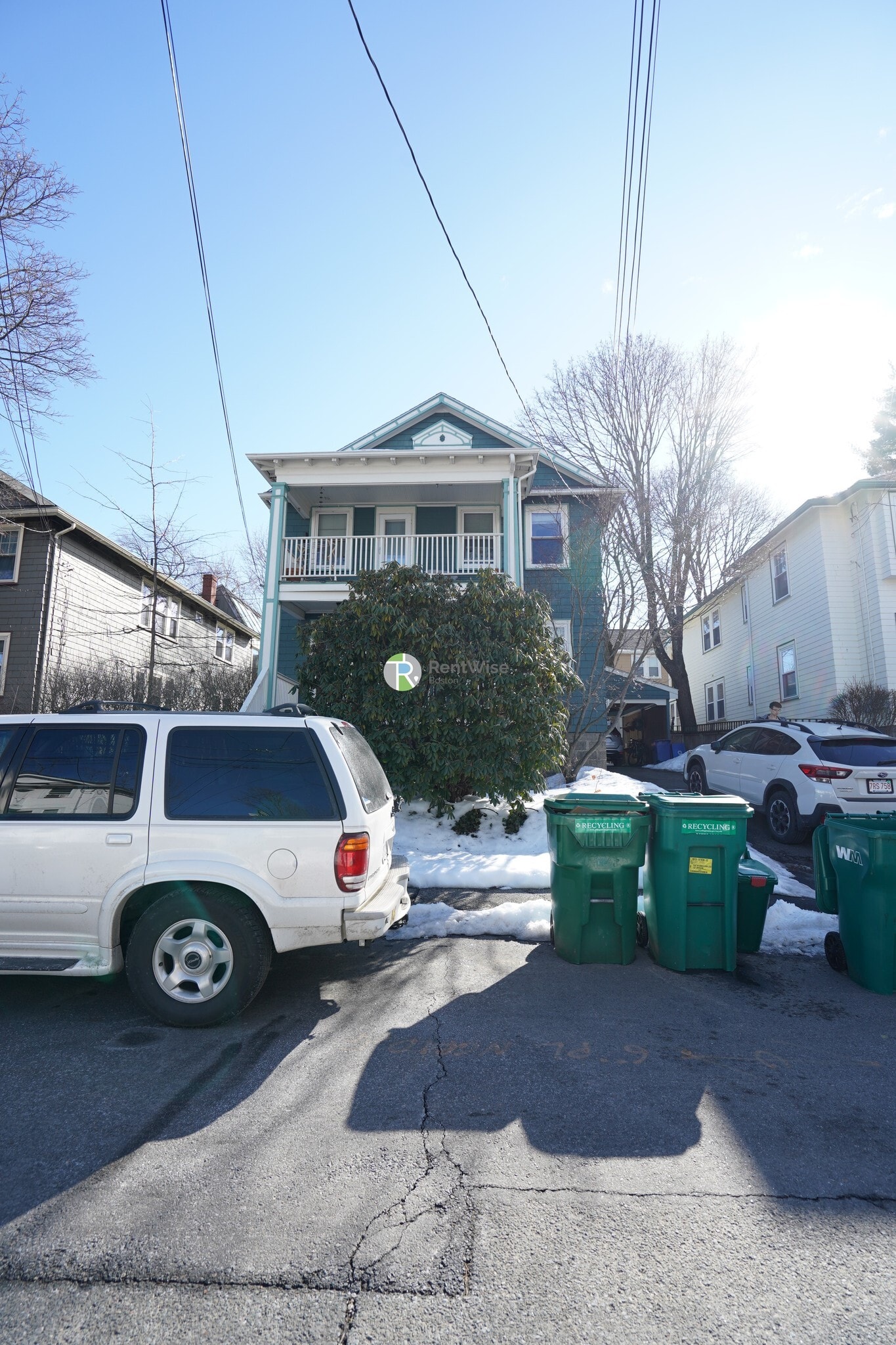 Building Photo - 22 Edison Ave