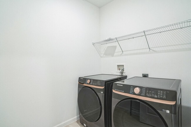 Building Photo - 80 Overleaf Ln