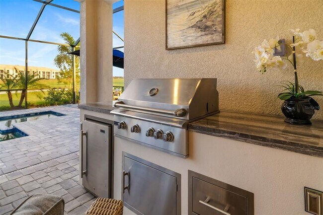 Building Photo - 5617 Lightning Whelk Ln