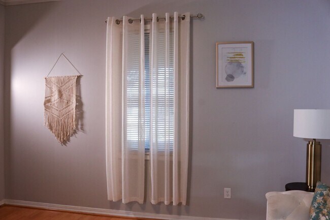 Building Photo - Comfy & Chic Council Bluffs Retreat - 2BR 1B