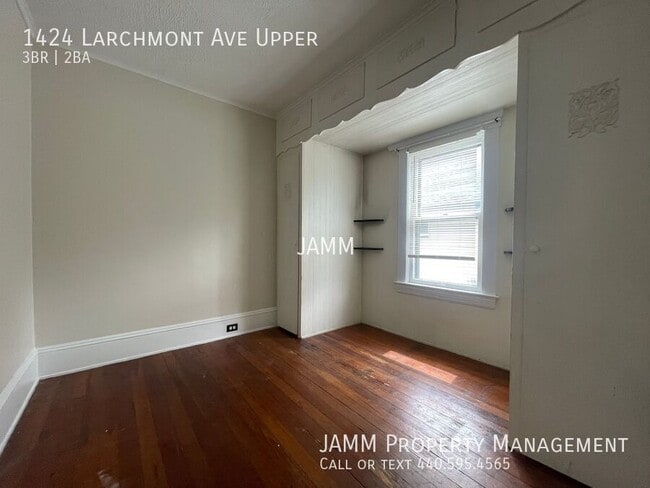 Building Photo - 1424 Larchmont Ave