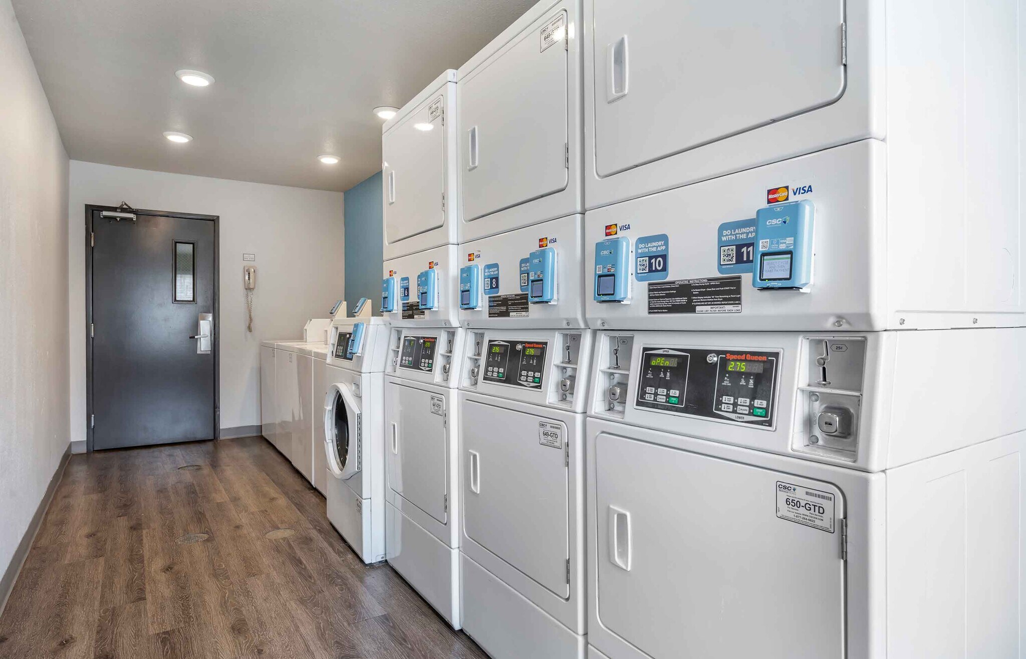 Building Photo - Furnished Studio-Indianapolis - West