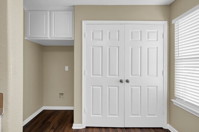 Building Photo - 155 Binnacle Ct