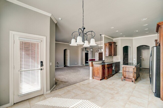 Building Photo - Bright & Spacious 3-Bed, 3.5 Bath Corner-Lot Home in Deer Creek Schools with Chef’s Kitchen & Bon...