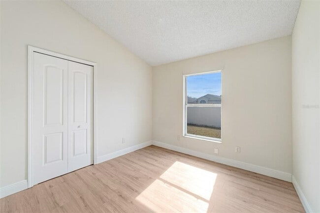 Building Photo - 1965 Teaberry Ct