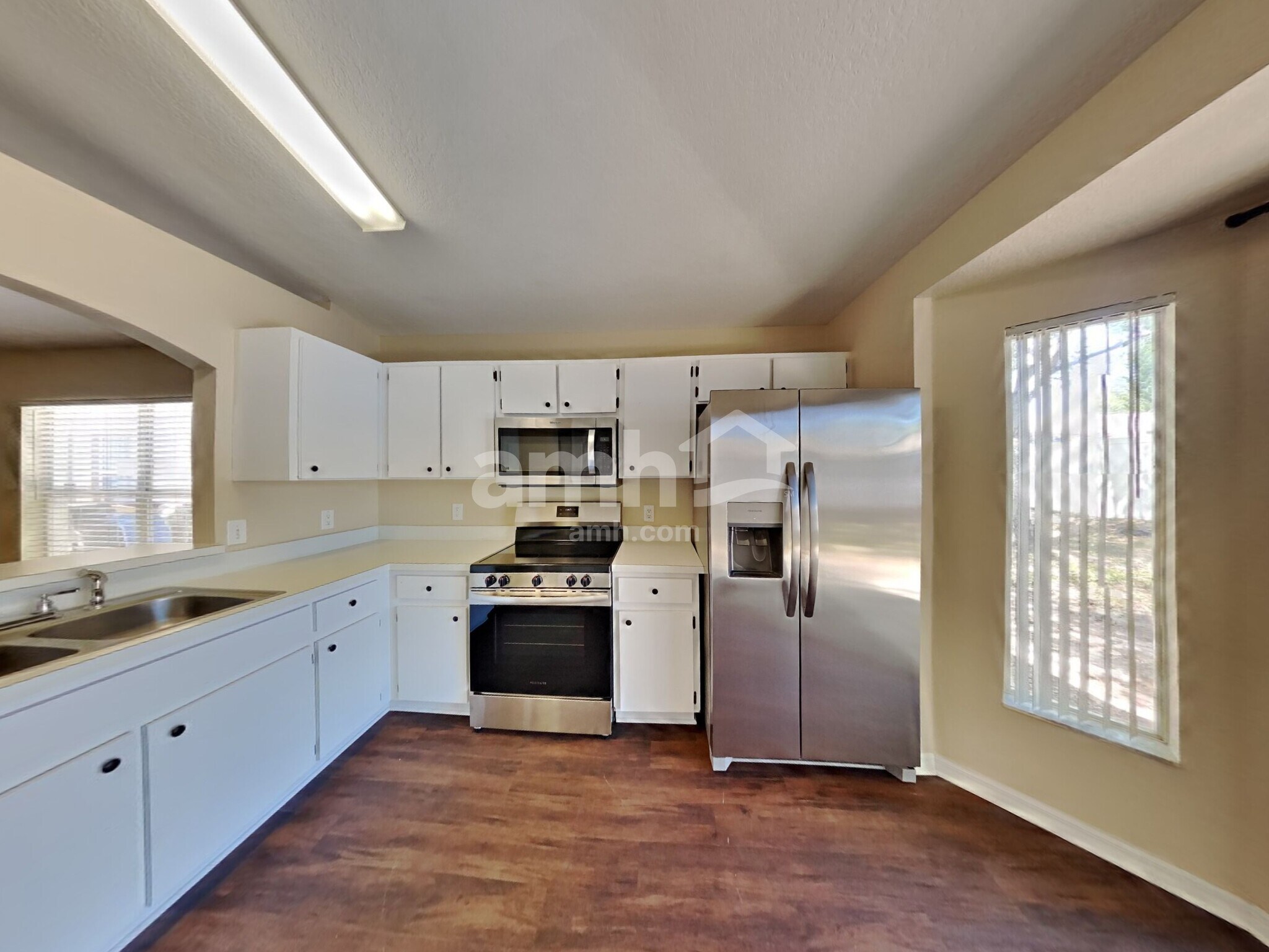 Building Photo - 10440 Blackmore Dr
