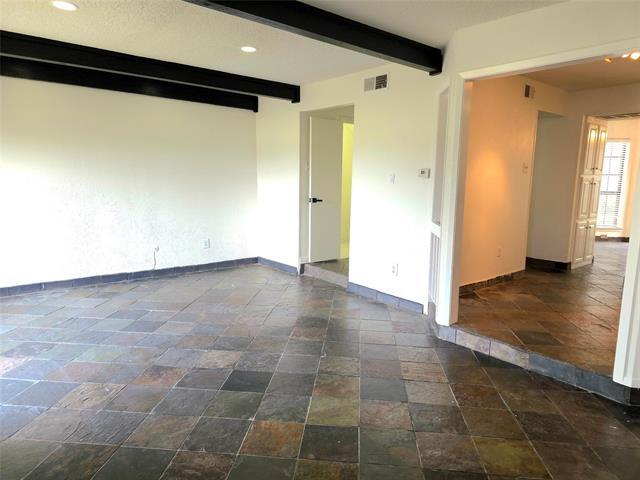 Building Photo - 777 Custer Rd