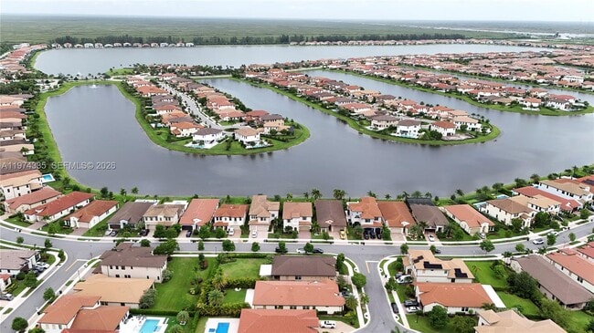 Building Photo - 8555 E Baypoint Cir