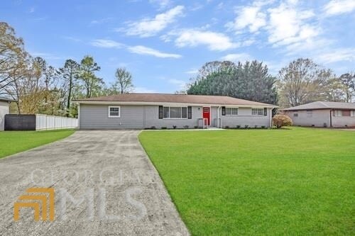 Building Photo - 1758 Poinsettia Dr