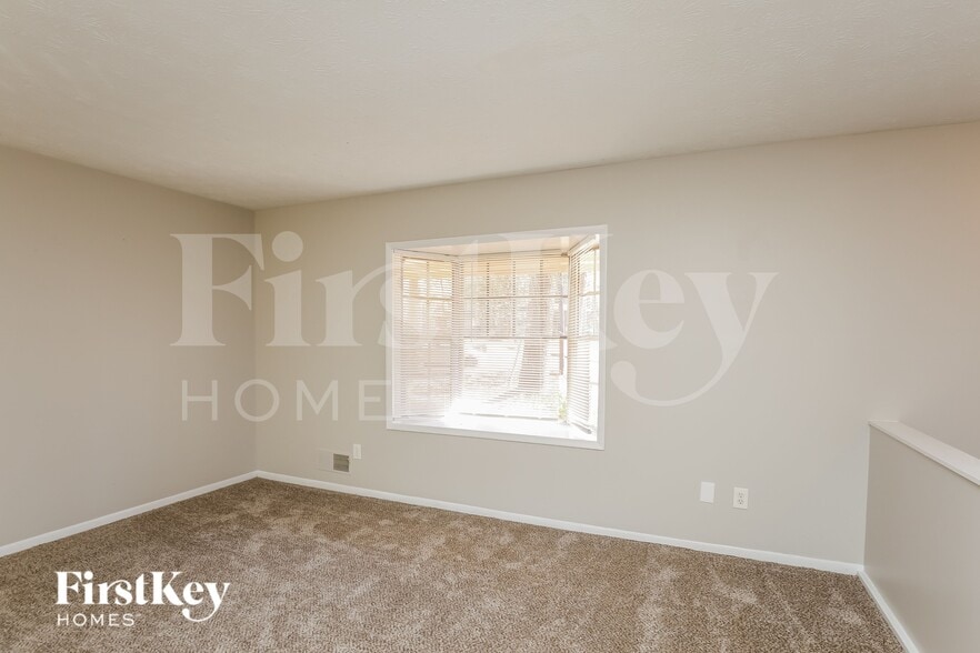 Building Photo - 1080 Buckhurst Dr