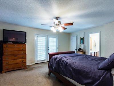 Building Photo - 1817 Thomas Pl