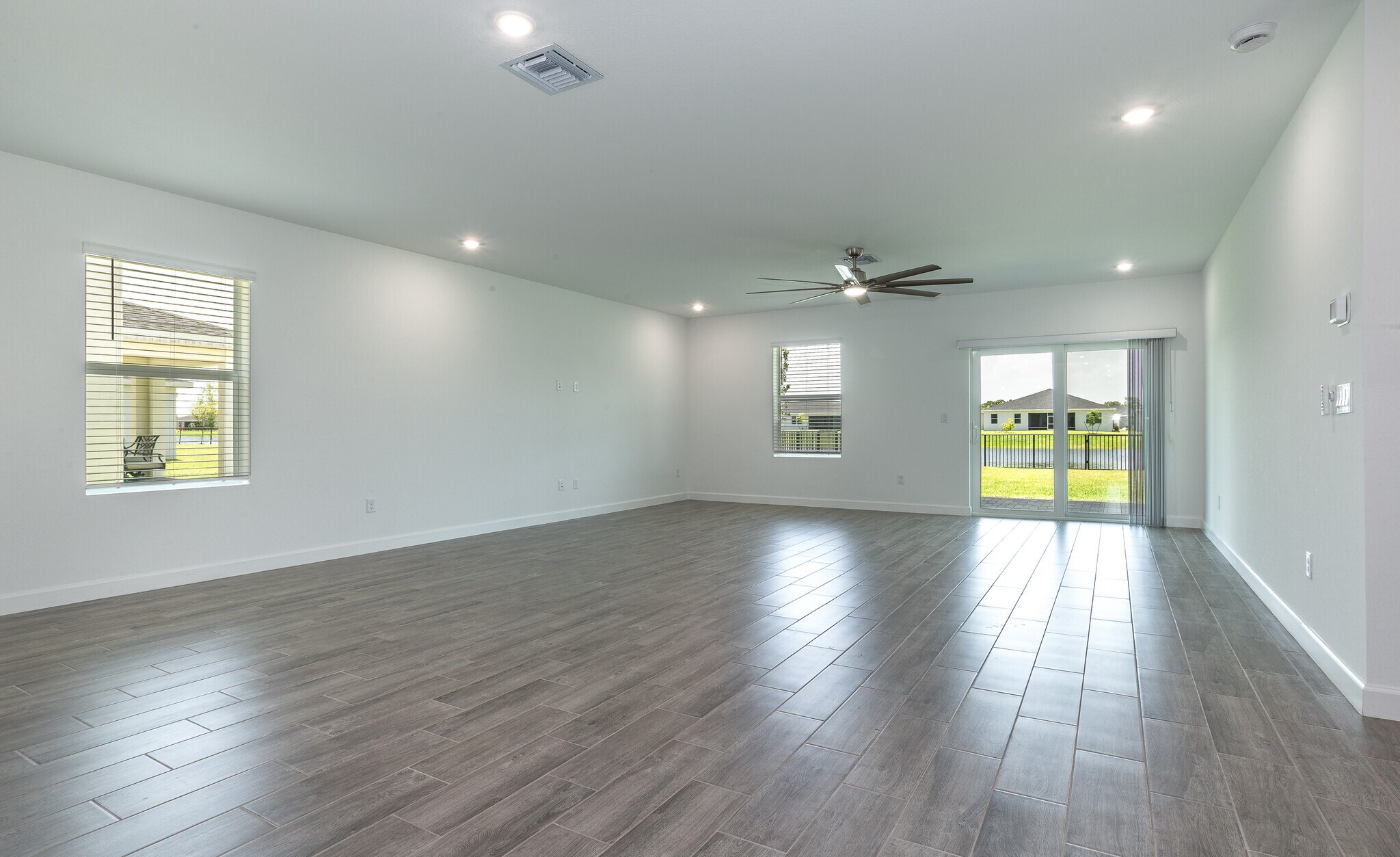 Building Photo - 6378 NW Windwood Way