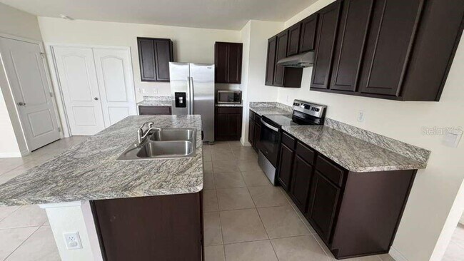 Building Photo - 1511 Catbriar Wy