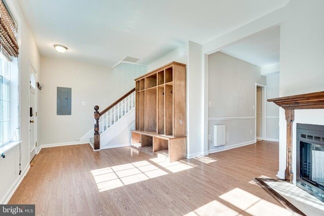 Building Photo - 504 E Bellefonte Ave