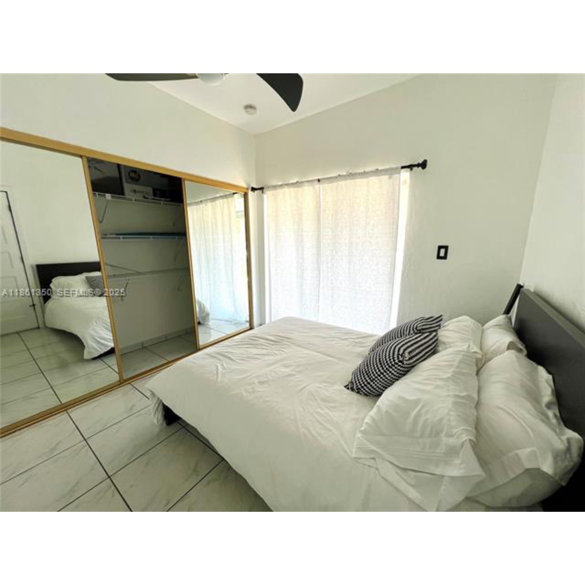 Building Photo - 2235 SW 23rd Ave