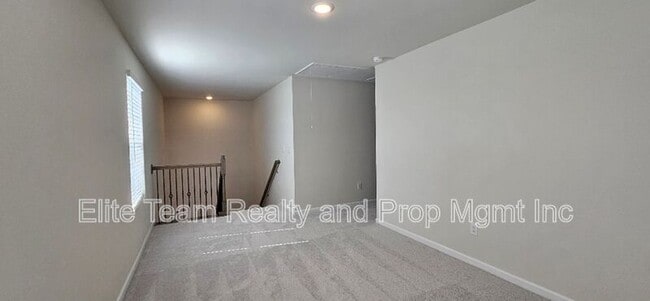 Building Photo - 1615 Cannonball Ln