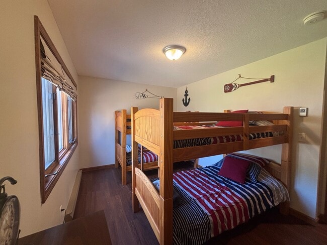 Building Photo - 14 Songbird Ln