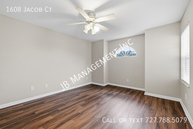 Building Photo - 1608 Jacob Ct