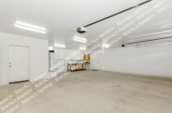 Building Photo - 3723 W Camino Alto